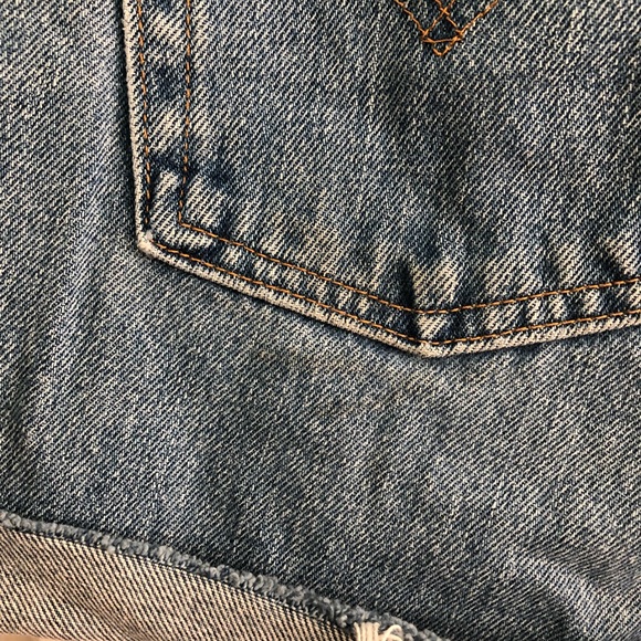 Vintage High Waisted Levi’s Cut Off Shorts - Picture 5 of 5